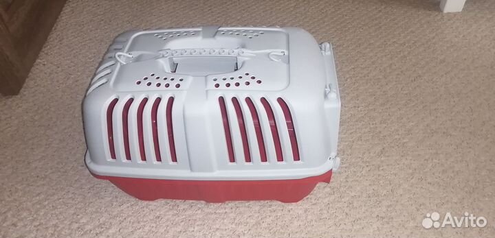 Переноска для животных пластиковая