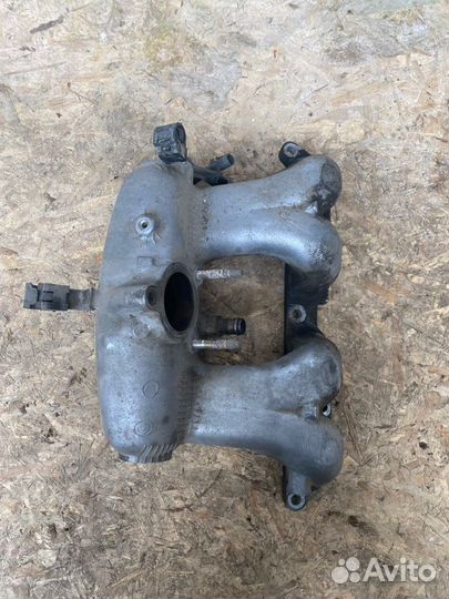 Коллектор впускной Toyota Prius NHW10 1nzfxe 1998