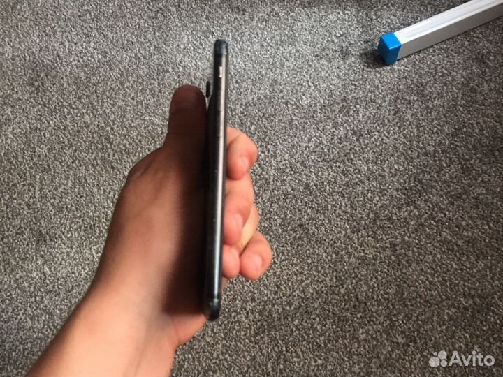 Телефон iPhone 7 128gb