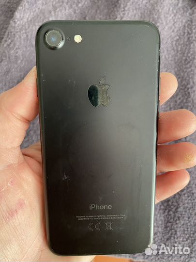 Телефон iPhone 7 32g