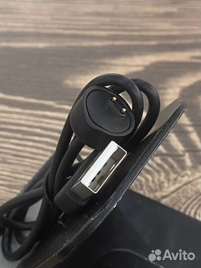 Зарядное устройство Xiaomi - Mi Band 5