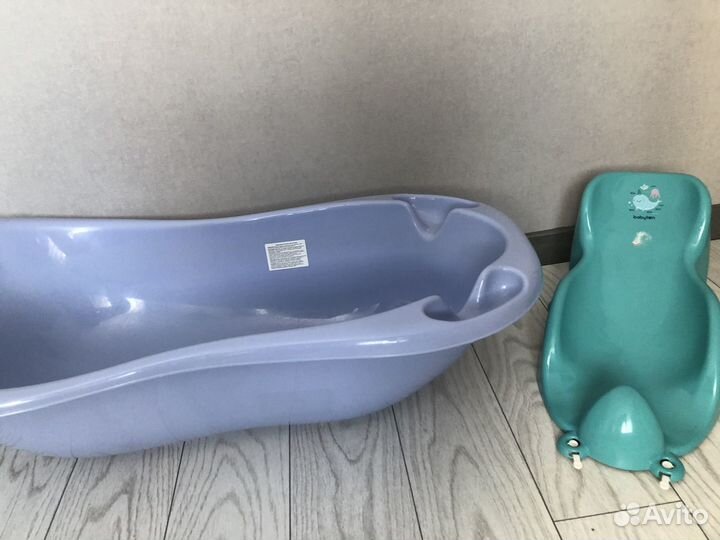 Ванночка для купания новорожденного с горкой