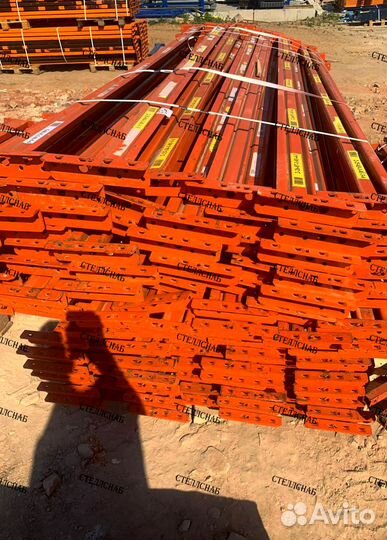 Фронтальные стеллажи для склада Медведь б/у лот 16