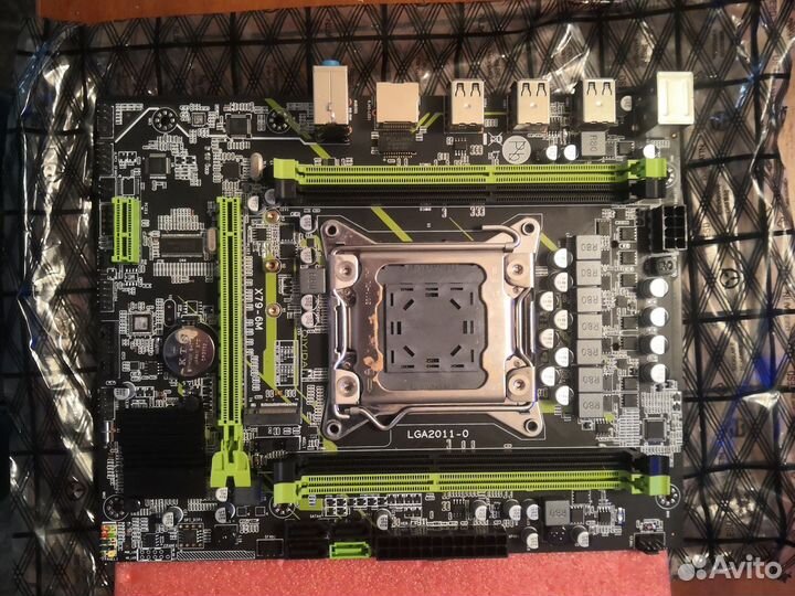 Материнская плата qiyida X79-6M