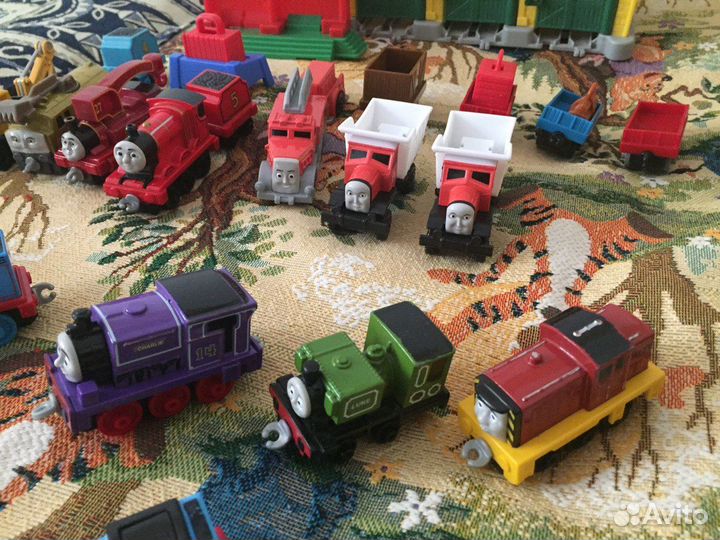 Большой комплект Томас и Друзья фирменные