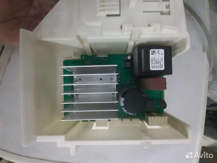 Модуль двигателя 676736, 679421