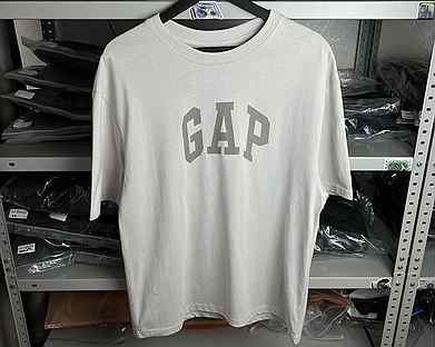 Yeezy gap футболка