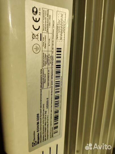 Нерабочий Electrolux EOH/M-3209 2кВт