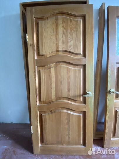 Двери межкомнатные с коробкой деревянные