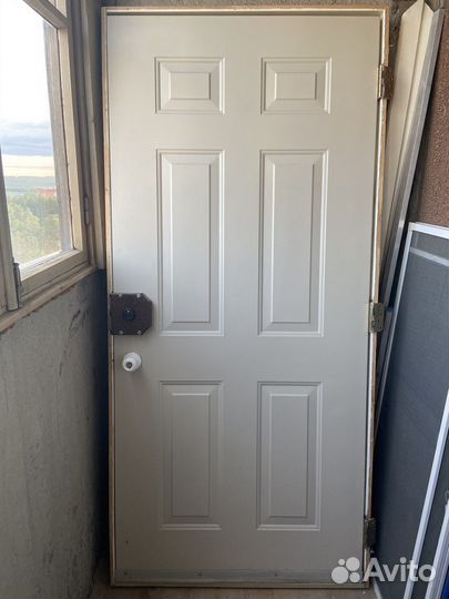 Дверь входная, коробка, замок
