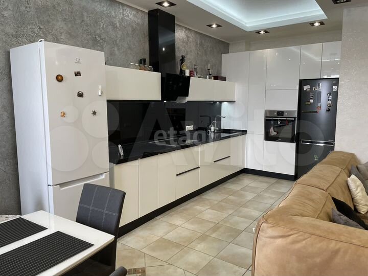 2-к. квартира, 79,9 м², 4/13 эт.