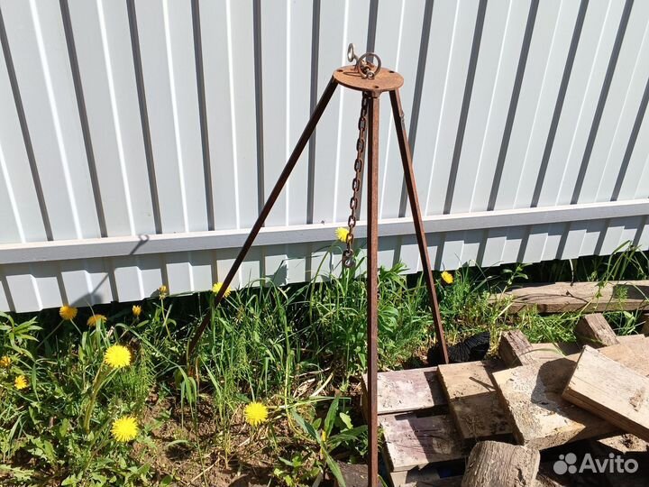 Тринога для котелка