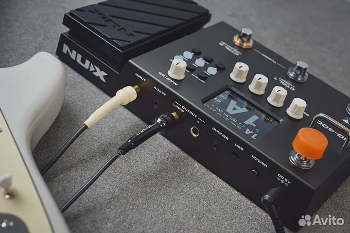 Процессор эффектов Nux MG-400