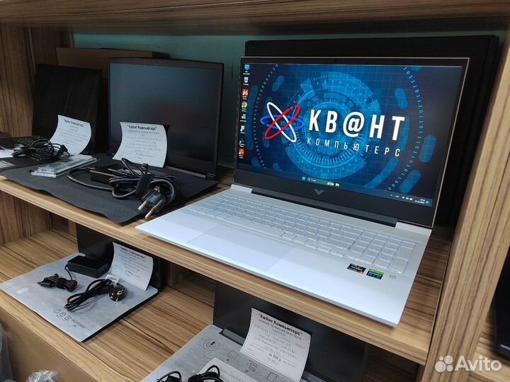 Красивый игровой ноутбук HP Victus на гарантии