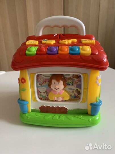 Развивающие игрушки для малышей пакетом