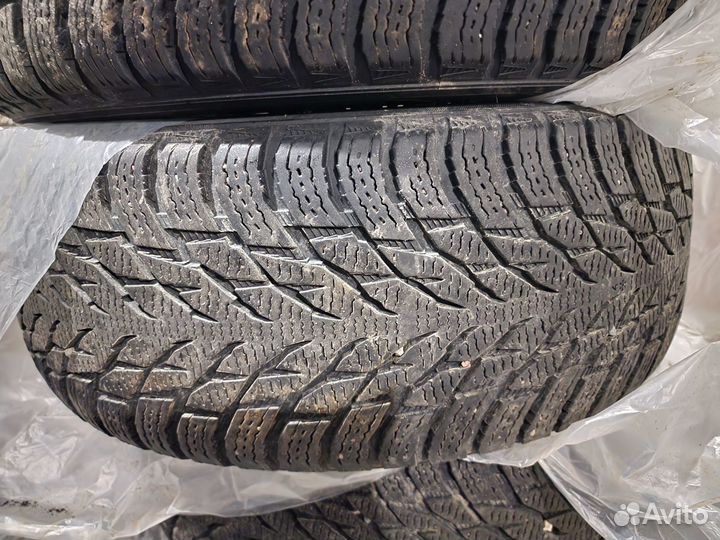 Nokian Tyres Hakkapeliitta R3 225/60 R16