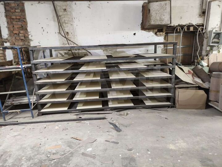 Производство, офисы, 325 м²