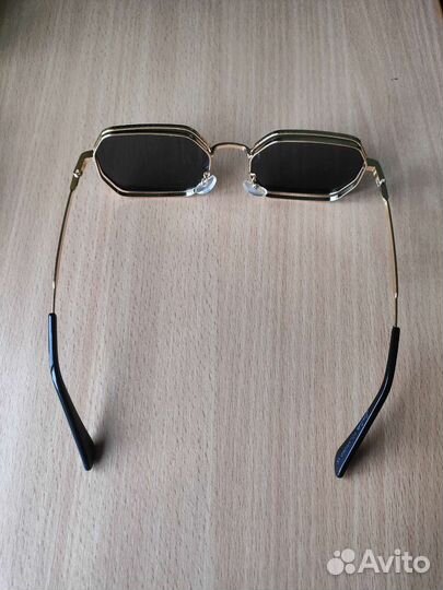 Солнцезащитные очки с поляризацией
