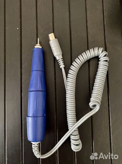 Аппарат для маникюра и педикюра