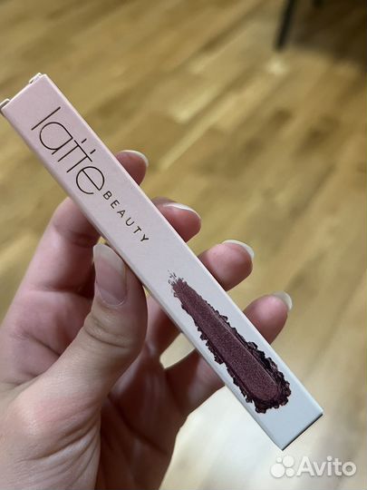 Тени для век