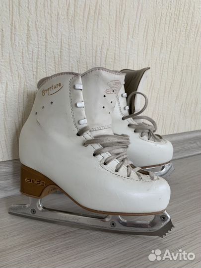 Коньки для фигурного катания