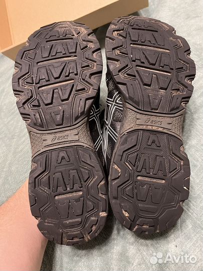 Кроссовки asics 28см