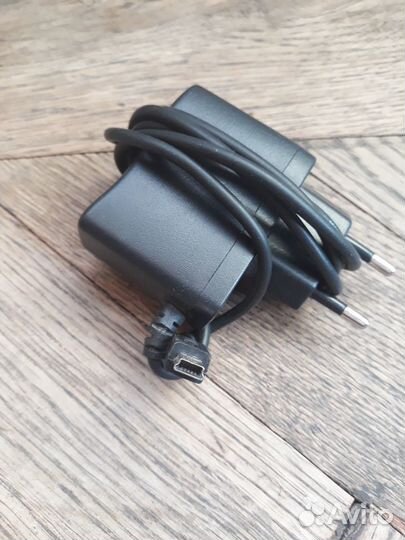 Зарядные устройства Noria,Fly,Philips,Моторола