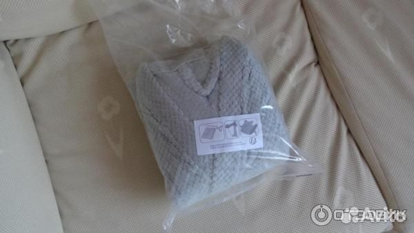 Халат,шарф с брошью,полотенце все новое