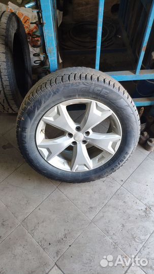 Pirelli Formula Ice 225/60 R17