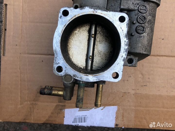 Дроссельная заслонка AUDi A6 c5 Ауди А6 ц5 2.4