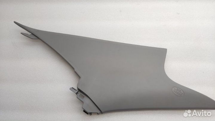 Обшивка стойки задняя левая Toyota Camry XV55