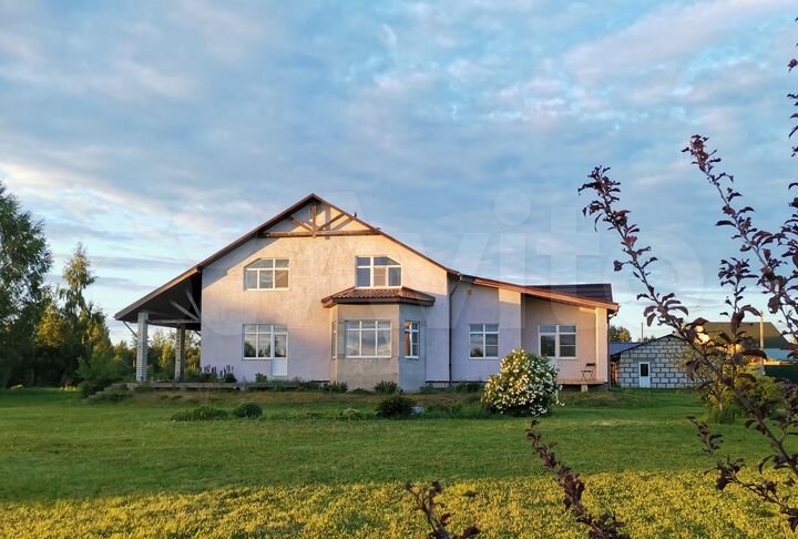 Коттедж 387 м² на участке 1,13 га