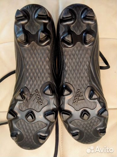 Футбольные бутсы adidas copa