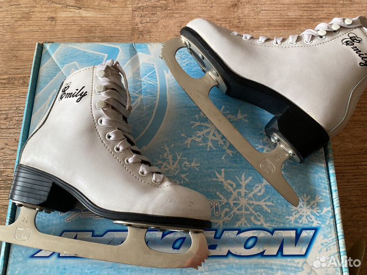 Коньки детские (спортивные)