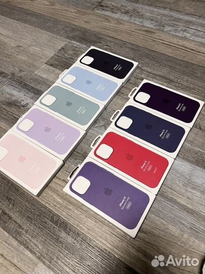 Чехол SiliCone Case с MagSafe на iPhone 14