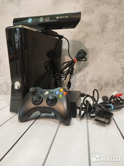 Xbox 360 slim freeboot 500 Gb +22 игры