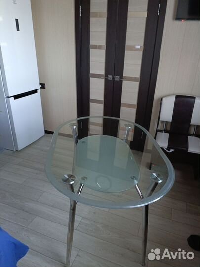 Кухонный стол бу стеклянный