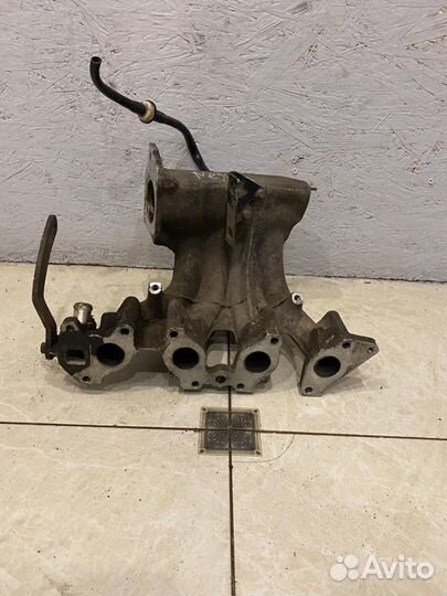 Впускной коллектор Н100 1.5 8кл Daewoo nexia