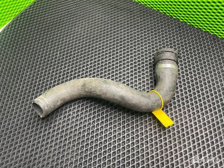 Патрубок (трубопровод, шланг) Audi Q7 4L 2008