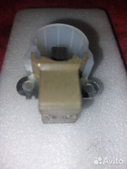 Щёточный узел генератора toyota