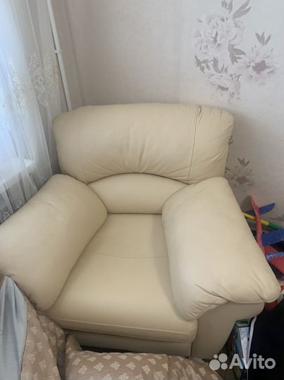 Кожанное диван,кресла