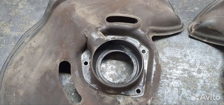 Mercedes w124 тормозные щитки 300мм