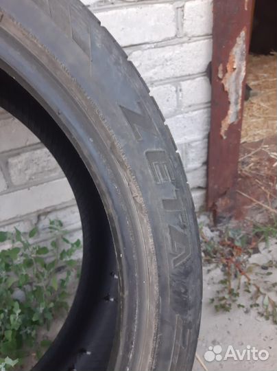 Zeta Impero 275/40 R22