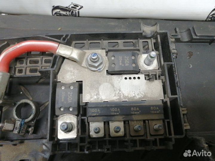 Блок предохранителей Chevrolet Cruze седан Z18XER