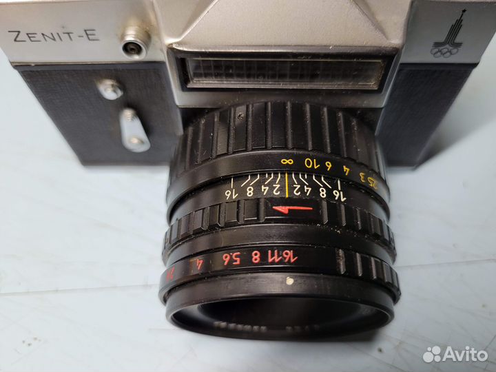 Фотоаппарат Зенит-Е и Гелиос 44-3