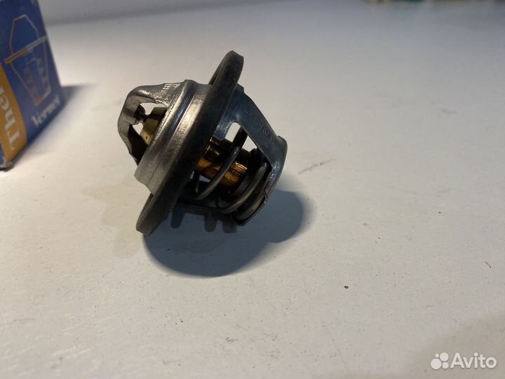 Термостат renault kangoo, clio, megane