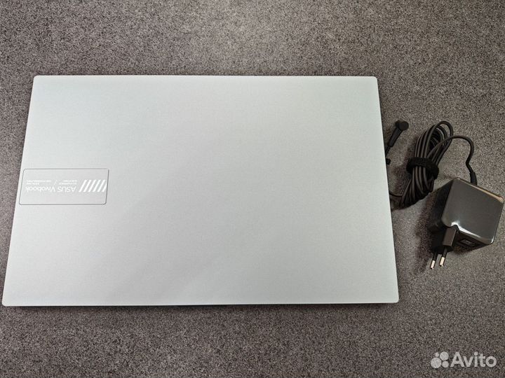 Asus Vivobook 15.6