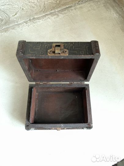 Шкатулка сундук