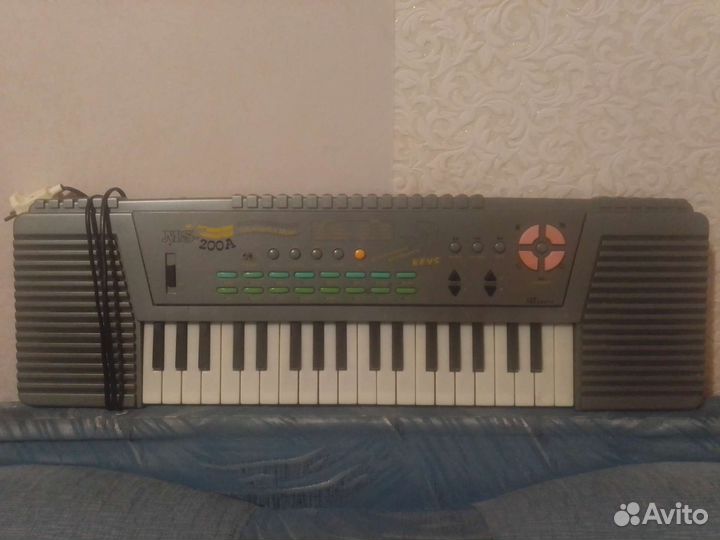 Синтезатор Keys MS200A