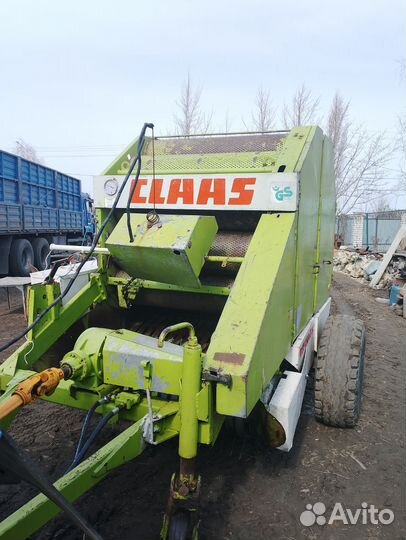 Пресс-подборщик Claas Rollant 44, 1998